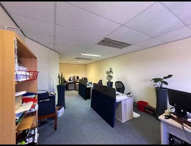 BUSINESS PROPERTY TO RENT IN NEWTON PARK